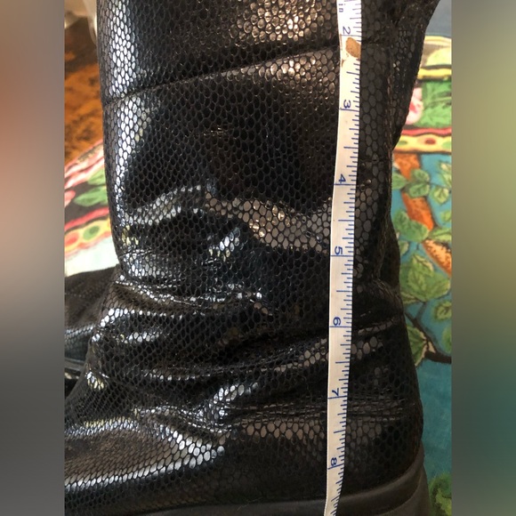 Rohde Cute And comfy black  snake print booties - Picture 4 of 7